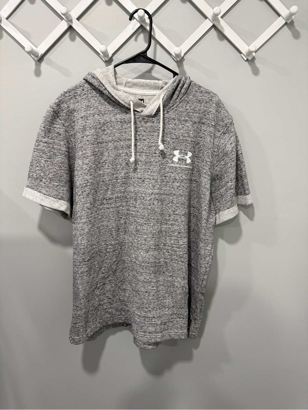 Mens xl under armour hooded tee